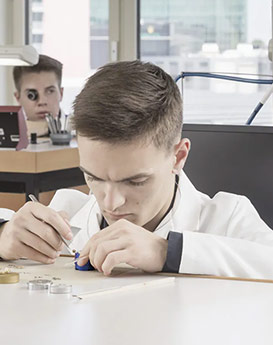 凯罗尔·切尔西-长春阿玛尼售后服务中心